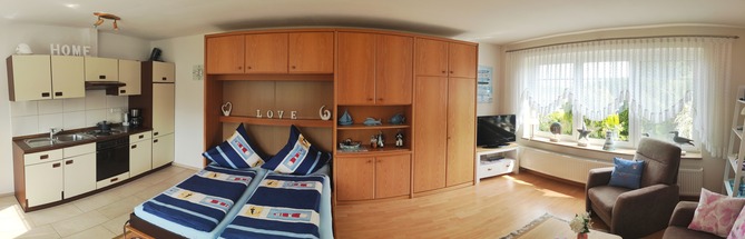 Ferienwohnung in S&uuml;ssau - Wiese - Bild 2