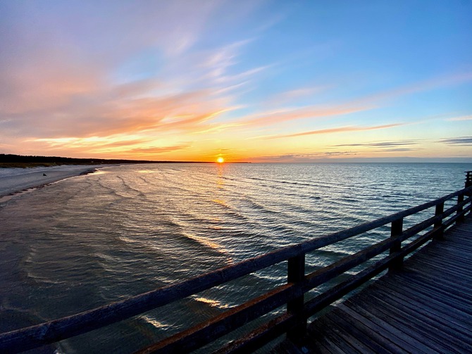 Ferienwohnung in Prerow - Haus zur See - WG Gruzdz - Sonnenuntergang von der Seebr&uuml;cke aus gesehen