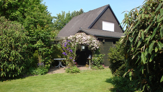 Ferienwohnung in Heiligenhafen - Clasen - G&auml;steterrasse