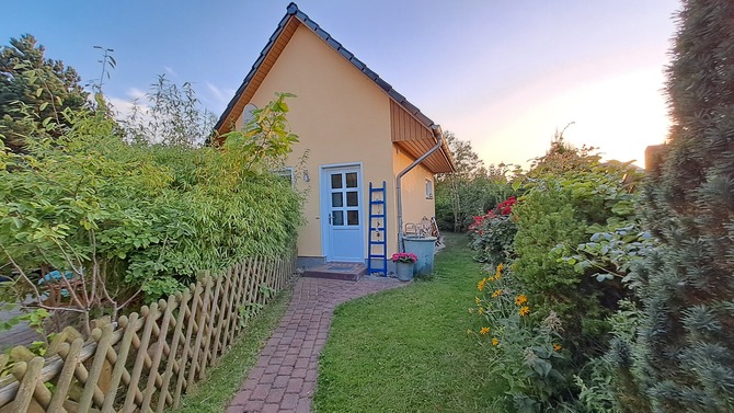 Ferienhaus in Kühlungsborn - Schlehdornhaus - Abendstunde