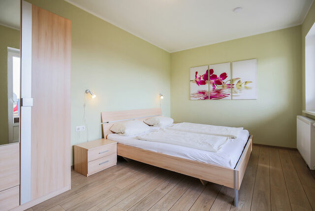 Ferienwohnung in Fehmarn - Ferienhof B&uuml;dlfarm - H&uuml;hnerstall - Bild 6