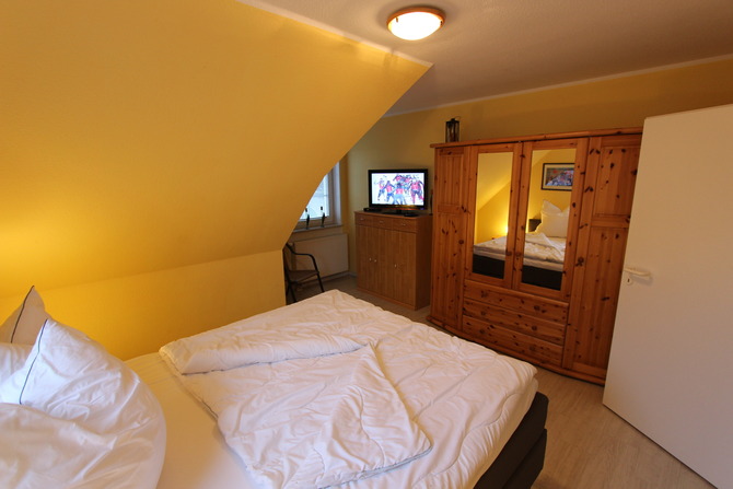Ferienhaus in Ostseeheilbad Zingst - Weidenstra&szlig;e 6 - Scchlafzimmer II