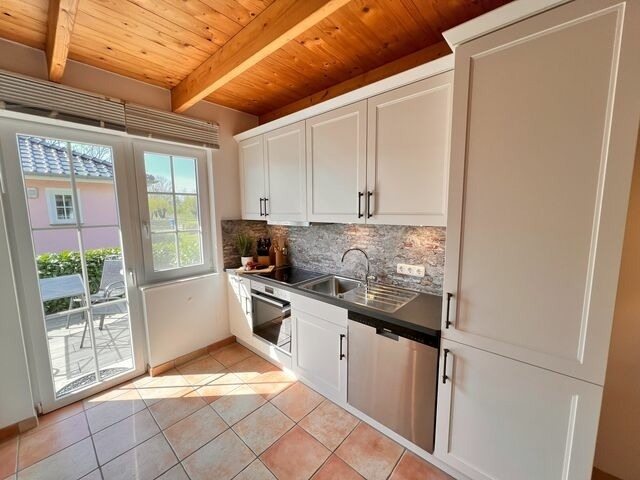 Ferienhaus in Dranske - Ferienhaus Anna - rechte Seite - Bild 13