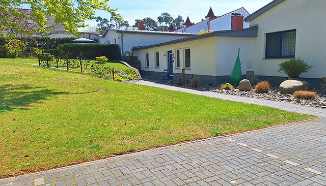 Ferienhaus in Heringsdorf - Insellicht BRINKMANNHAUS - entspannend groß fast am Strand Sauna Terrasse Grill - Bild 14