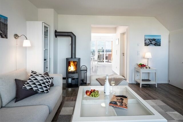 Ferienwohnung in Olpenitz - Maisonette Fewo Ostseeflair by Seeblick Ferien ORO, erste Wasserreihe, E-S&auml;ule - Bild 3