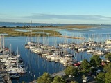 Ferienwohnung in Heiligenhafen - Traum-Hausboot "Souly" mit f&uuml;hrerscheinfreiem Motorboot - Bild 4