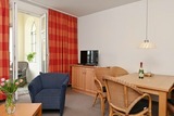 Ferienwohnung in Sellin - Ferienwohnung 10 in Sellin auf Rügen Villa Celia 6 Pers. WLAN und Sauna 200 m vom Strand entfernt - Bild 3