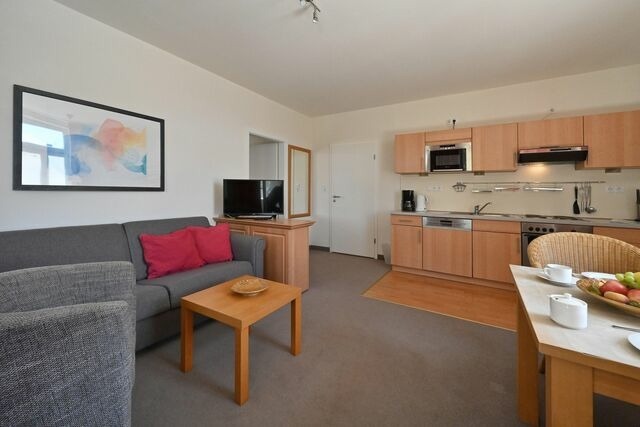 Ferienwohnung in Sellin - Ferienwohnung 9 in Sellin auf Rügen Villa Celia 6 Pers. WLAN, Sauna 200 m vom Strand entfernt - Bild 5