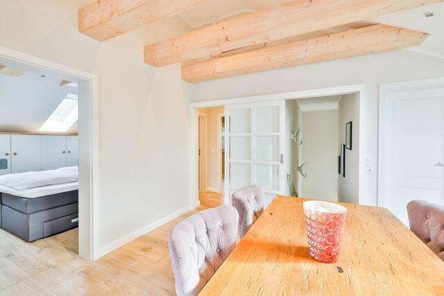 Ferienwohnung in Sellin - Ferienwohnung Weitblick mit gro&szlig;em Balkon, Sauna, Kaminofen im OG - Bild 8